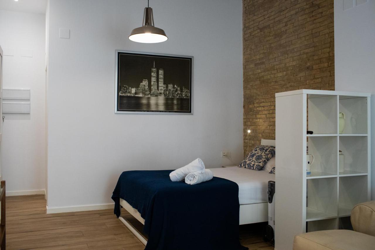 Florit Flats - Cozy Loft By The Central Market Valencia Exterior foto